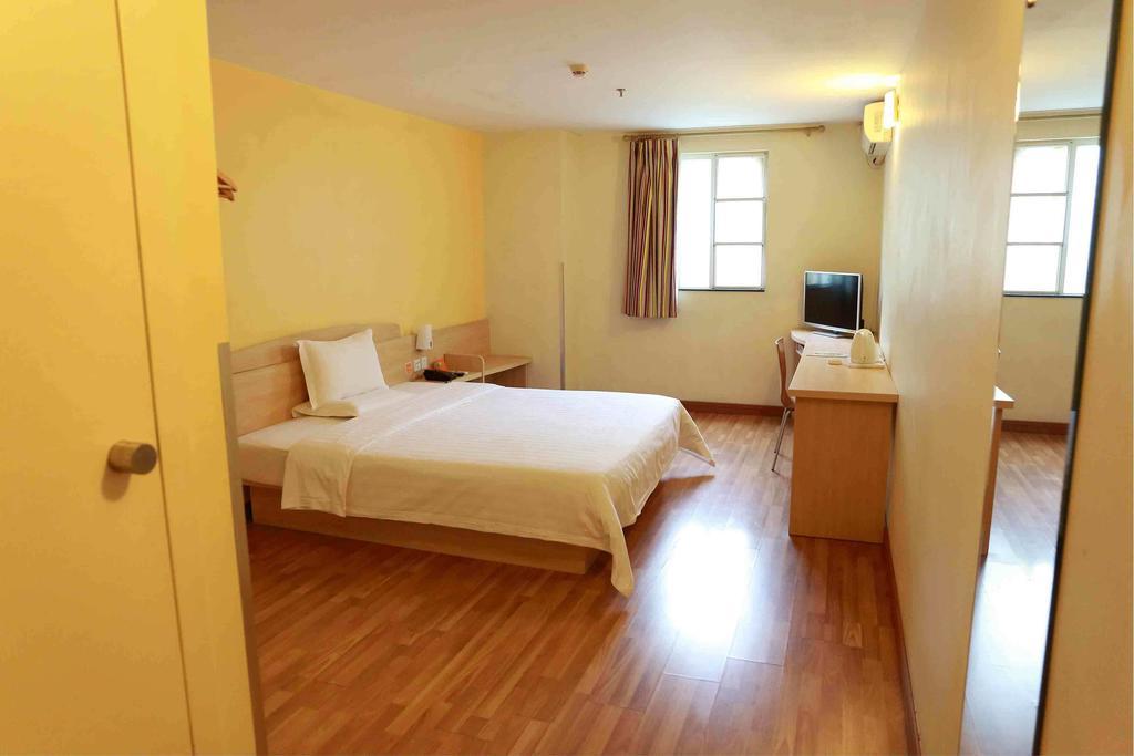 7Days Inn Dalian Heishijiao Software Park Zimmer foto